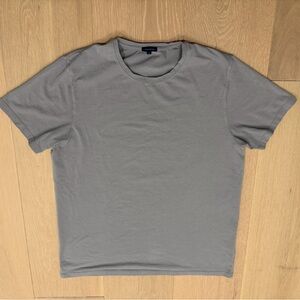 Patrick Assaraf luxurious gray t-shirt